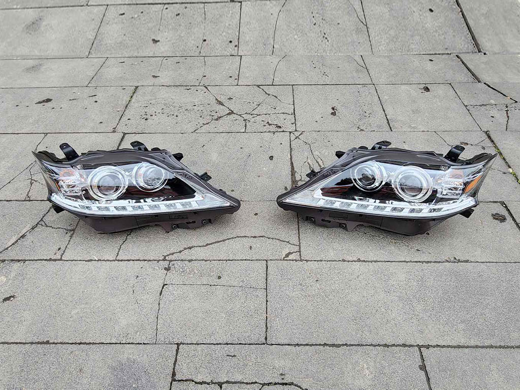 ორლინზიანი  ფარები   კომპლექტში